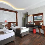 Uk Blue Coast (adults Only) 호텔 4*